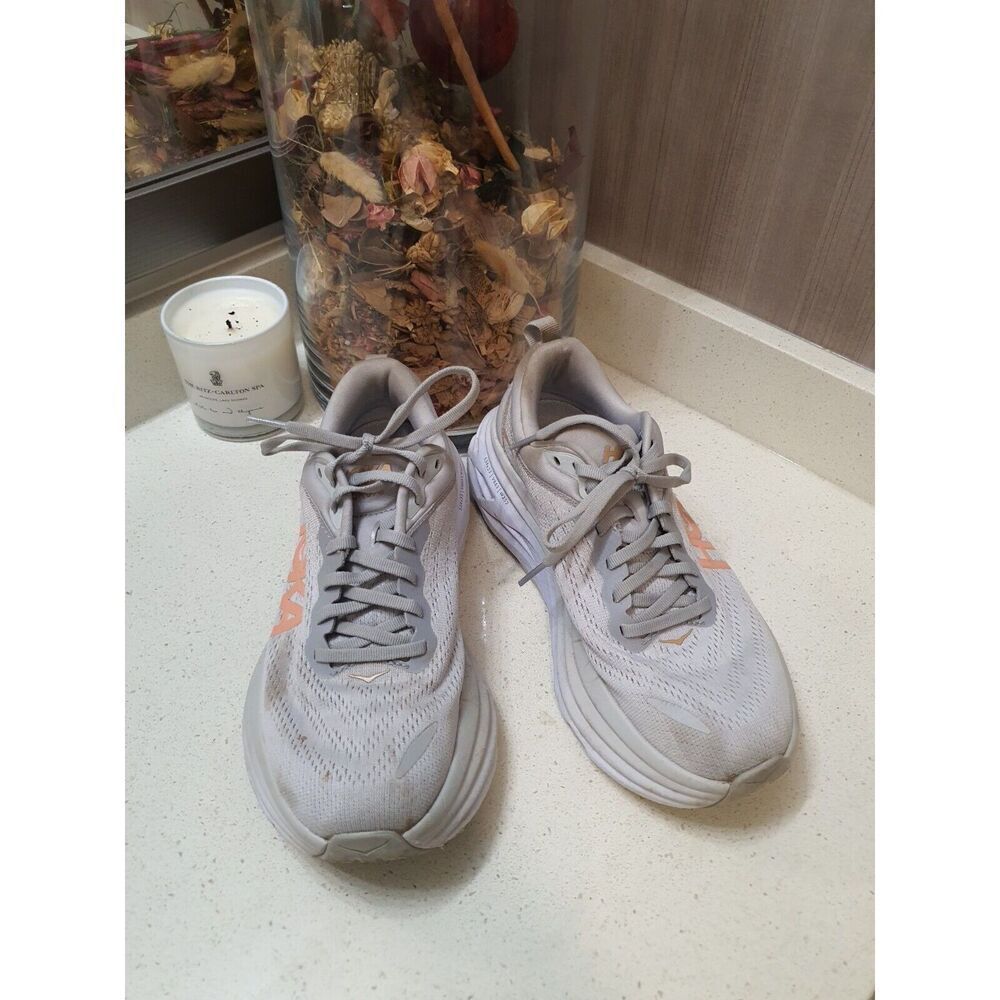 HOKA ONE ONE BONDI 8 Women's Running Shoes 8 B Gray Peach